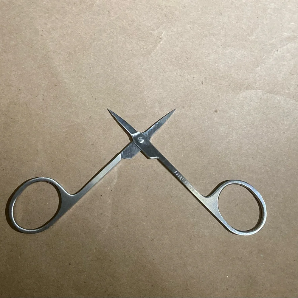 Bobbi brown scissor